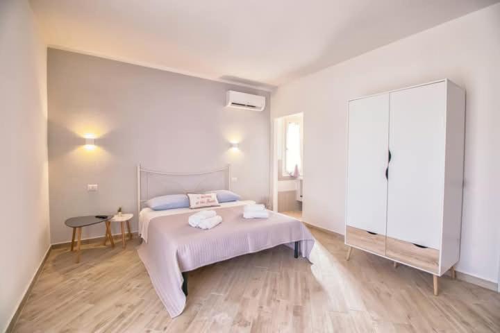 Luca'S Rooms Valledoria  Exteriör bild